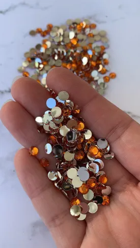 ORANGE. Silver back nonfix 5mm 4mm rhinestones beads